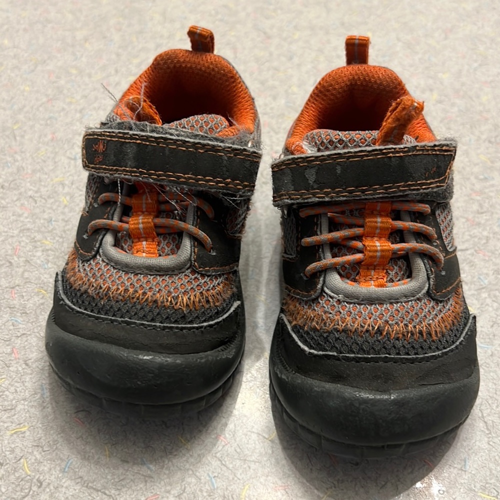 Osh Kosh Washable Toddler Sneakers Size 5